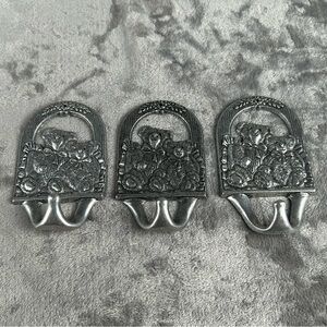 Teddy Bear Themed Wall‎ Hooks Set Of 3 Pewter Cottagecore Nursery Decor Vintage